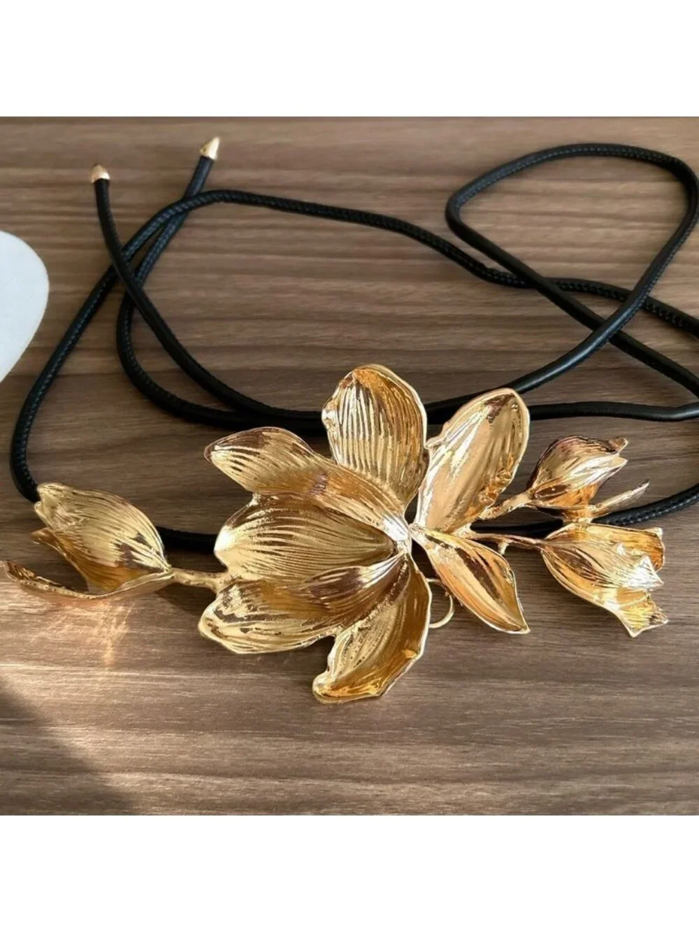 Gold Floral belt Q341